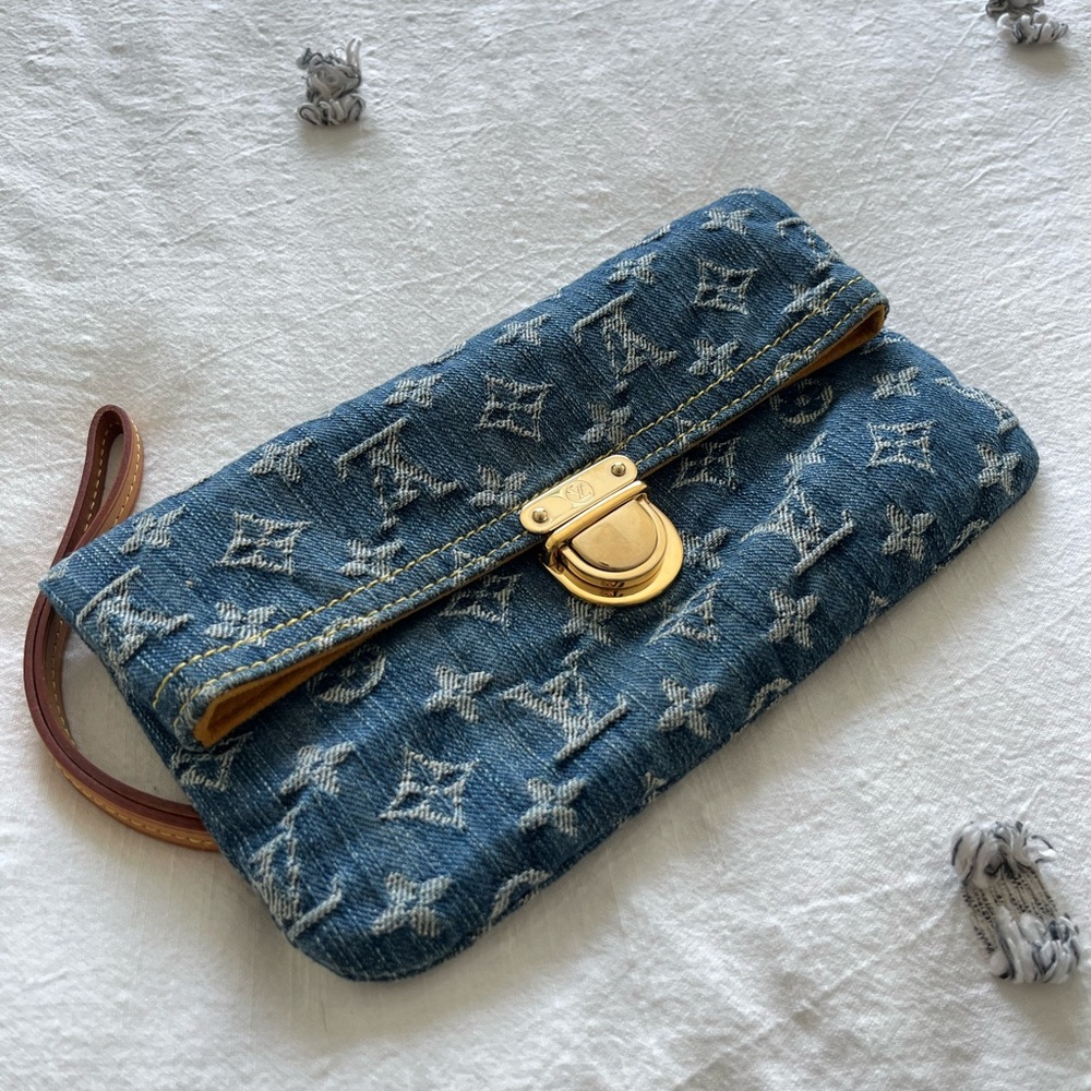 Louis Vuitton Monogram Denim pochette plat - Picture 4 of 6